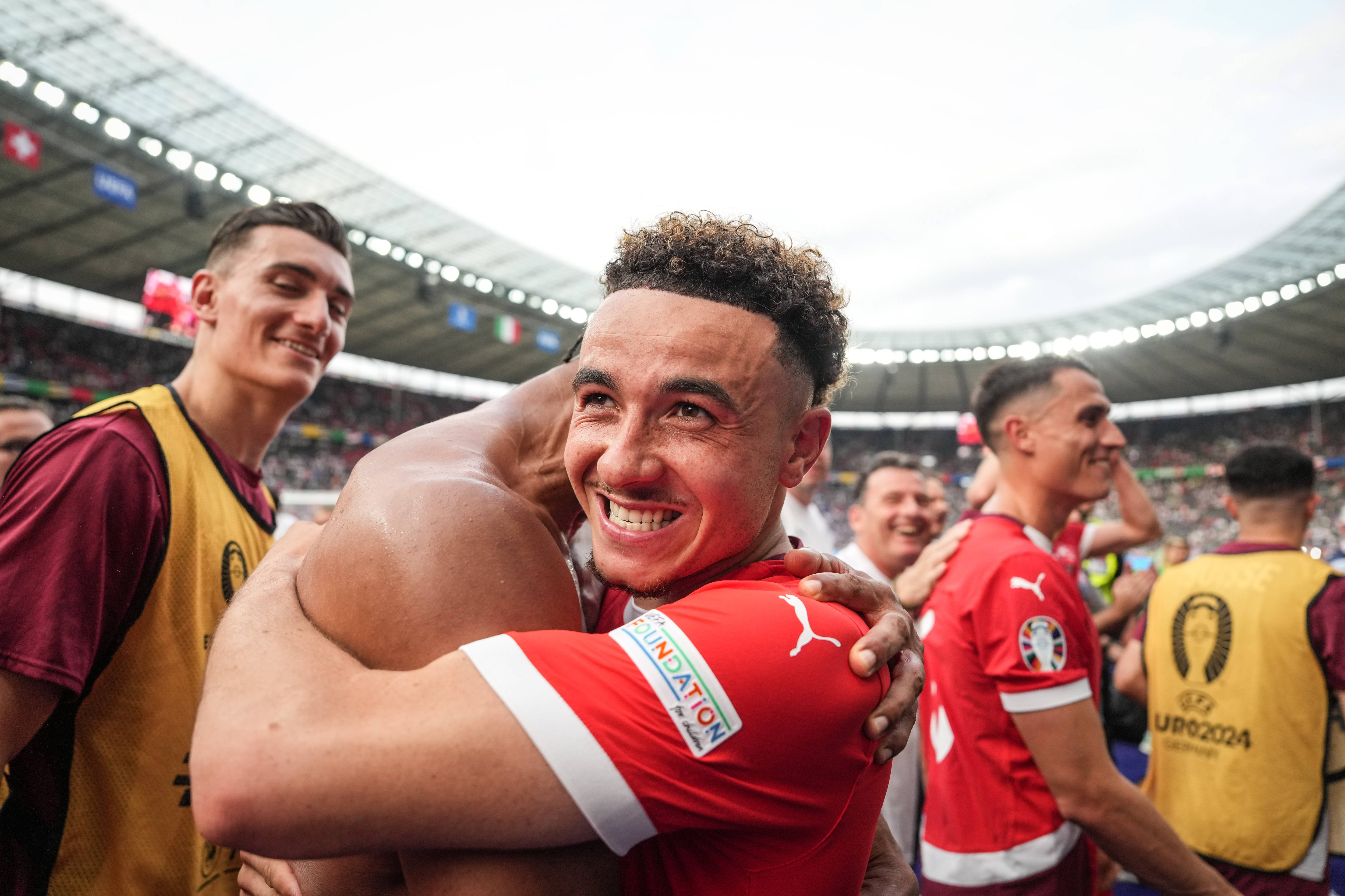 瑞士国家队在对阵爱尔兰的比赛中获胜