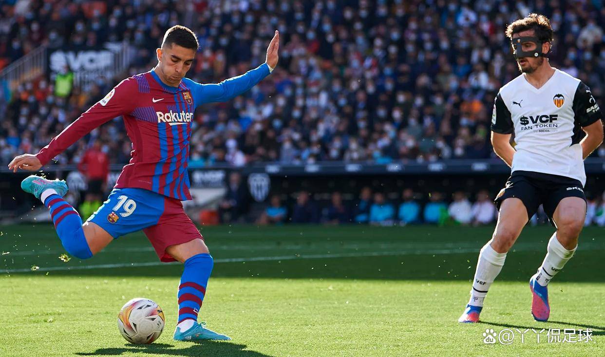 瓦伦西亚客场大胜，晋级欧冠强