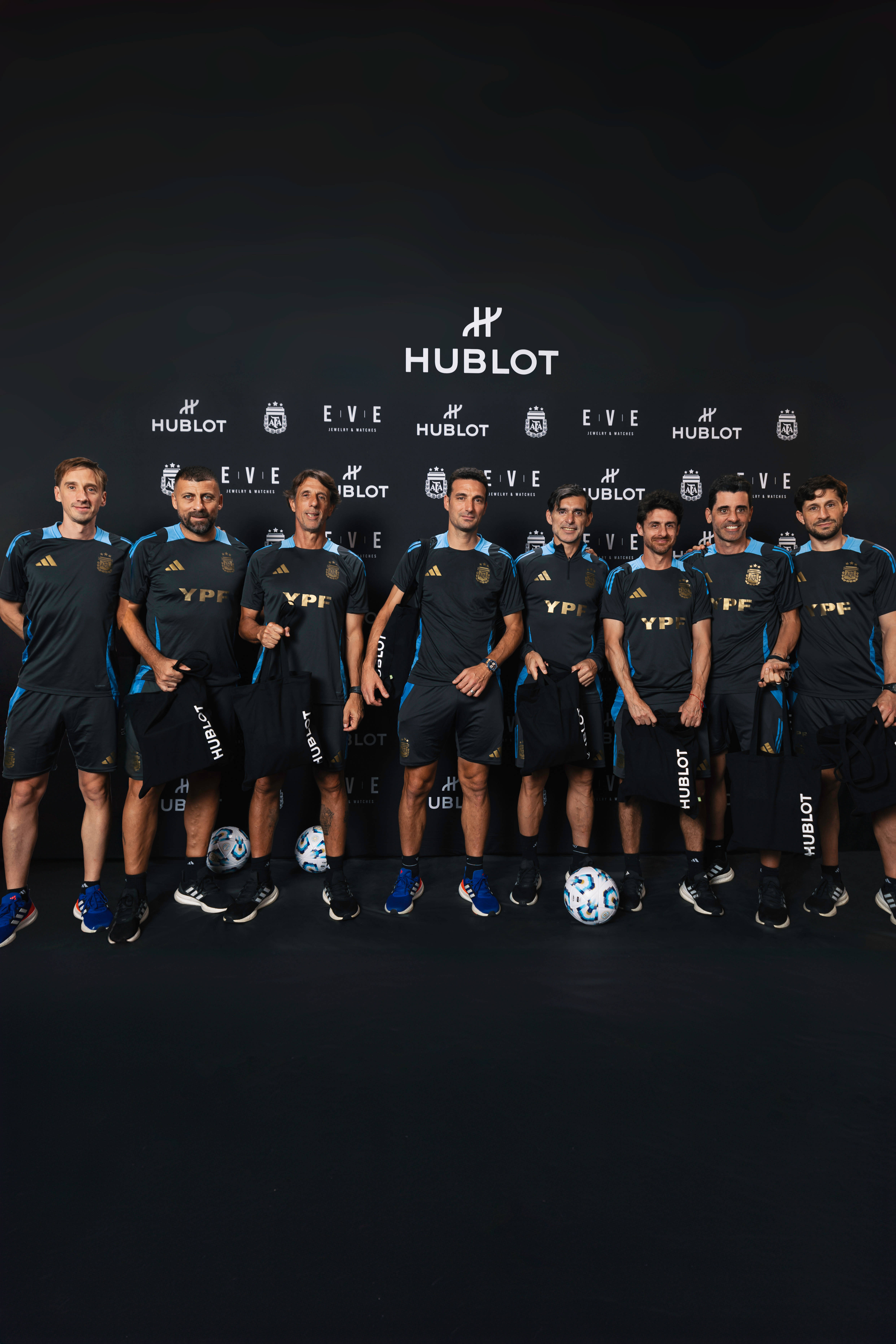 关于人气足球队再度抢眼,成为聚焦热点的信息 关于人气足球队再度抢眼,成为聚焦热点的信息