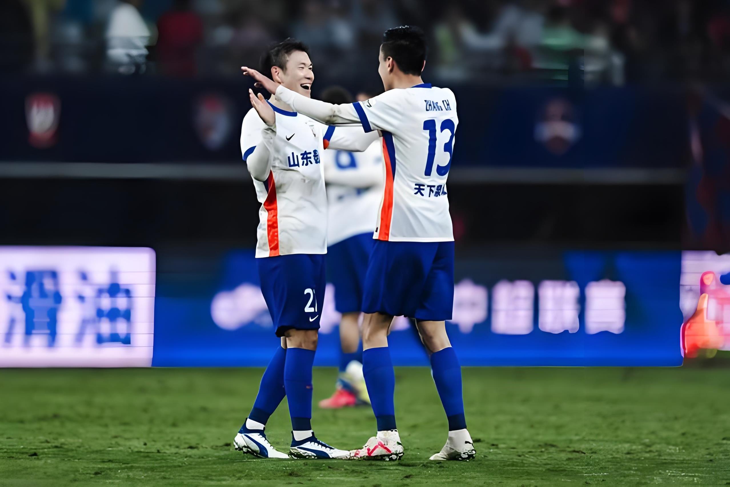 主力球员离队引关注,球队首场磨合 主力球员离队引关注,球队首场磨合