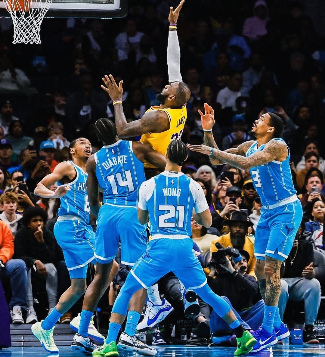 关于西部冠军之争：勇士V湖人精彩对决的信息