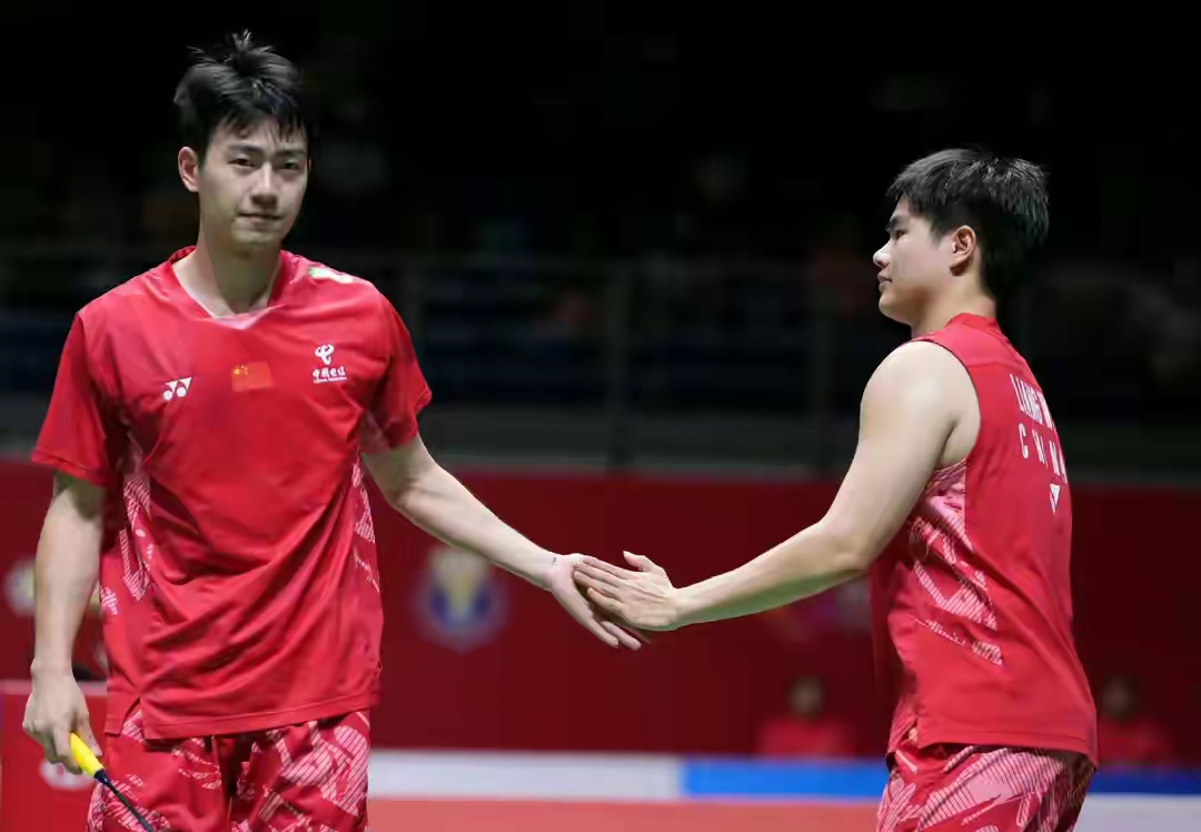 印尼羽毛球队翻盘中国羽毛球队，林丹绝境逆转的简单介绍