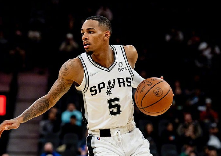 福建队轻取马刺，乔治点燃赛场