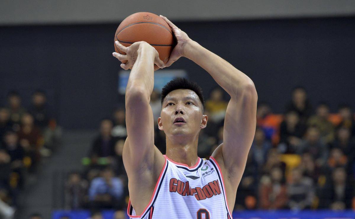 公牛横扫广东队，易建联高光表现的简单介绍