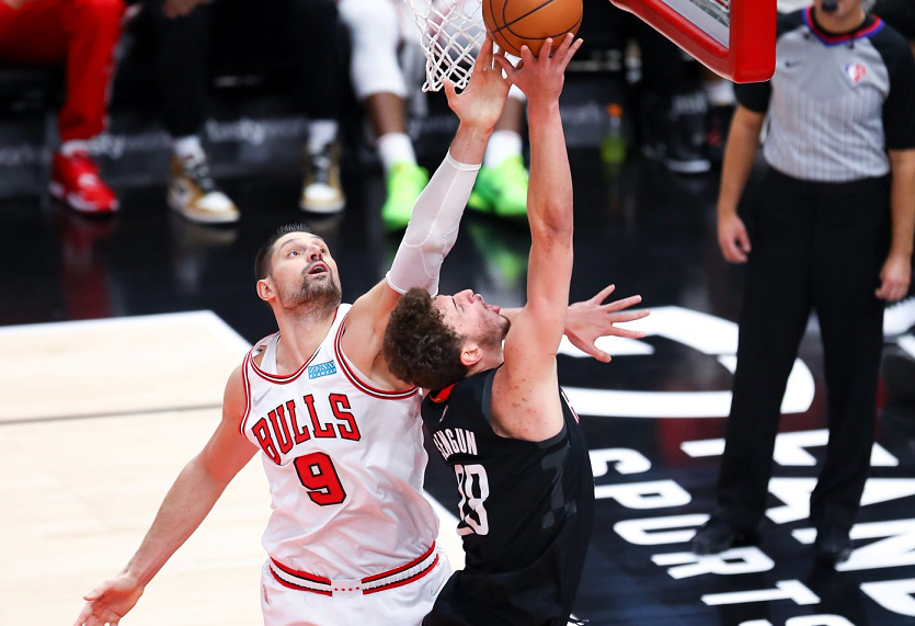 凯尔特人翻盘火箭，武切维奇点燃赛场的简单介绍