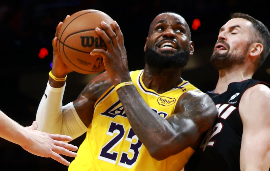 北京队横扫掘金，布伦森带队取胜